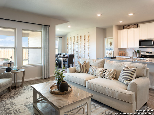 Image 3 of 12 For 11527 Mustang Grove