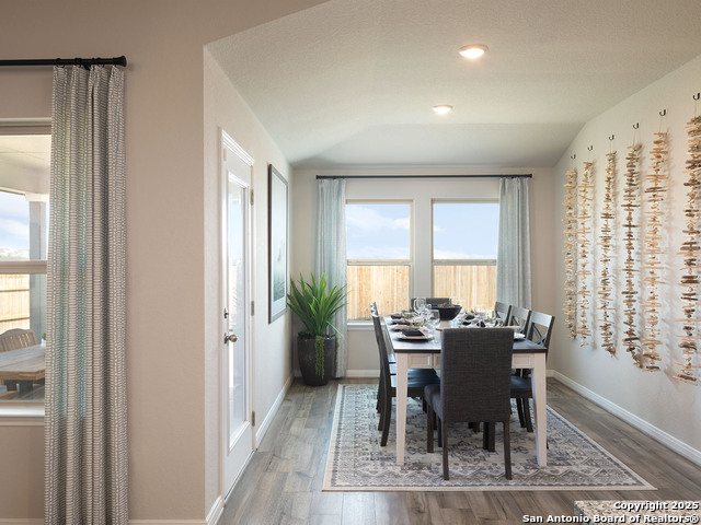 Image 4 of 12 For 11527 Mustang Grove