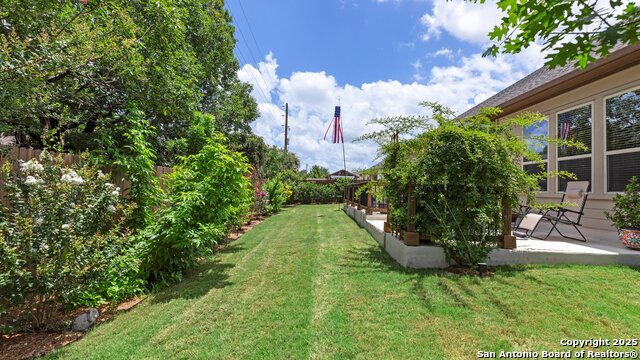 Image 42 of 43 For 981 Water Oak