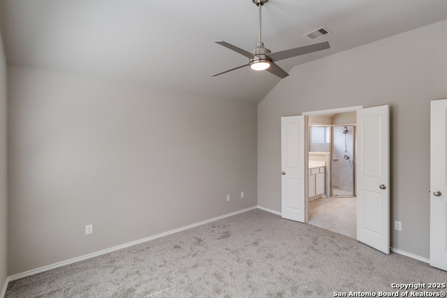 Listing photo id 9 for 2964 Grove Terrace