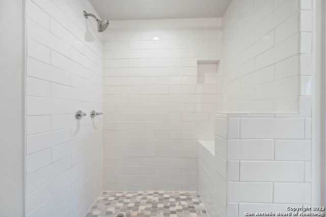 Image 11 of 18 For 1531 Lahn Rd