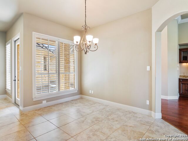 Listing photo id 14 for 7 Grantham