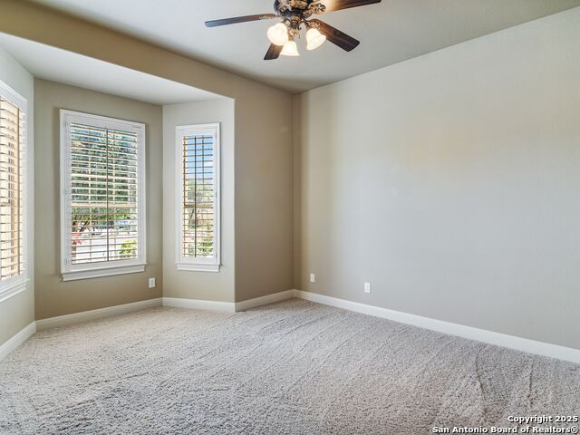 Listing photo id 22 for 7 Grantham
