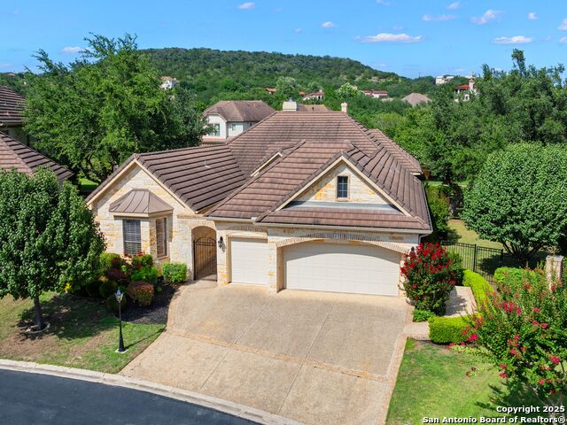 Listing photo id 40 for 7 Grantham