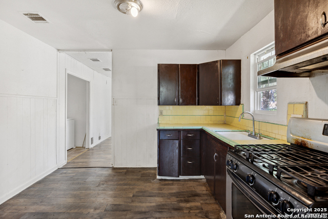 Image 15 of 25 For 1231 Nw 36th St.