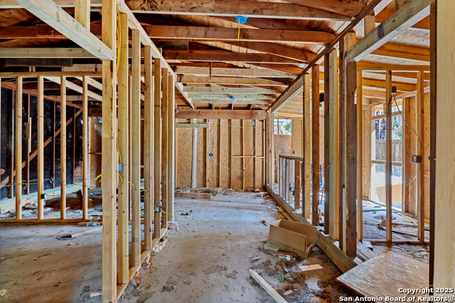 Image 20 of 25 For 1231 Nw 36th St.