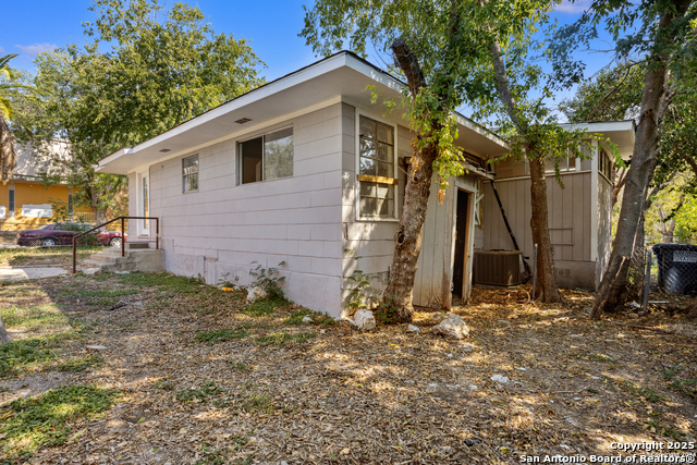 Image 25 of 25 For 1231 Nw 36th St.