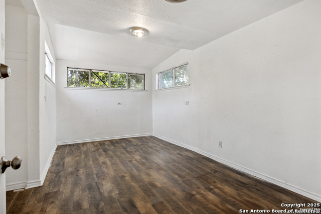 Image 8 of 25 For 1231 Nw 36th St.
