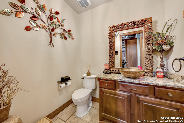 Listing photo id 16 for 21151 Hickman
