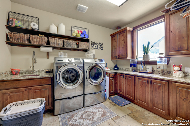 Listing photo id 17 for 21151 Hickman