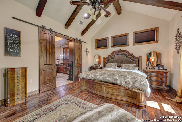 Listing photo id 22 for 21151 Hickman