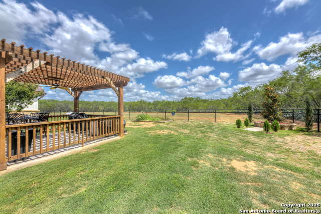 Listing photo id 36 for 21151 Hickman