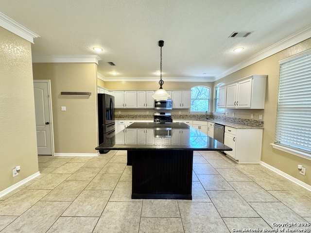 Image 10 of 42 For 23218 Blackwater
