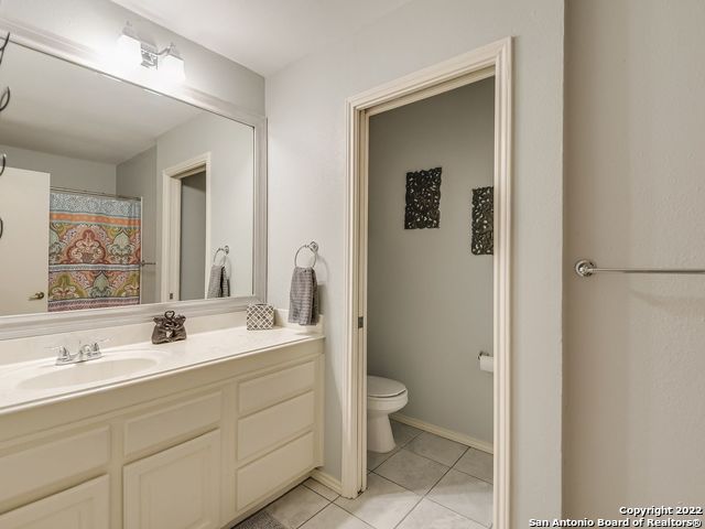 Image 16 of 20 For 1323 Bitters Rd E