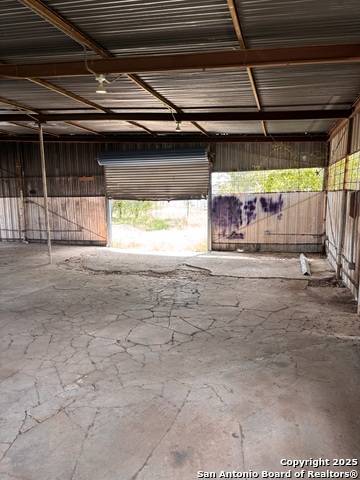 Listing photo id 5 for 2501 19th  