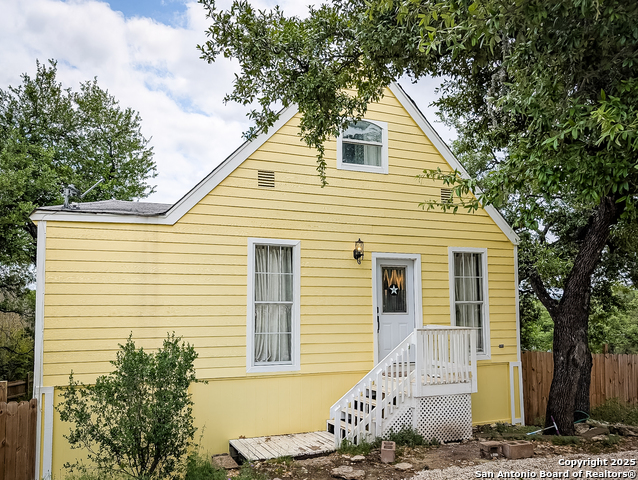 Details for 127 Forest Mist, Canyon Lake, TX 78133
