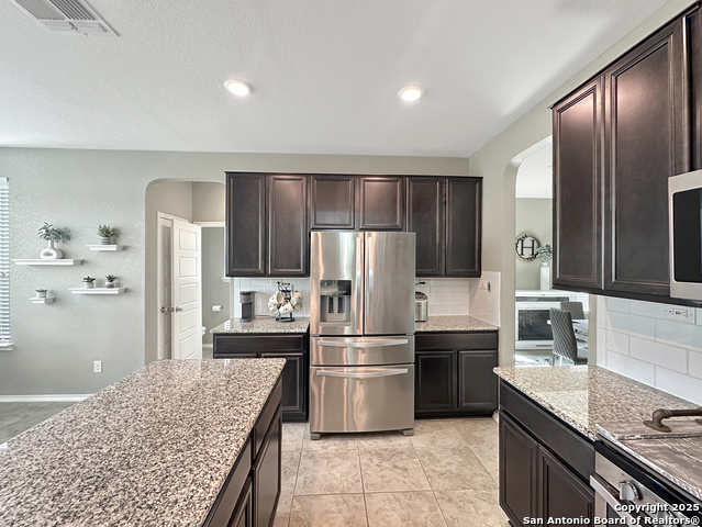 Image 14 of 43 For 104 Red Bud  