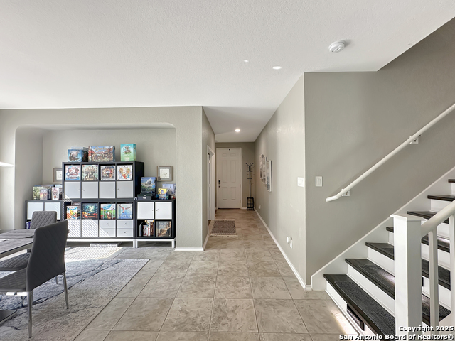 Image 5 of 43 For 104 Red Bud  