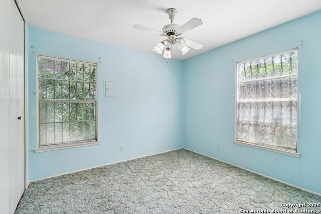 Image 16 of 28 For 5547 Middlefield Dr
