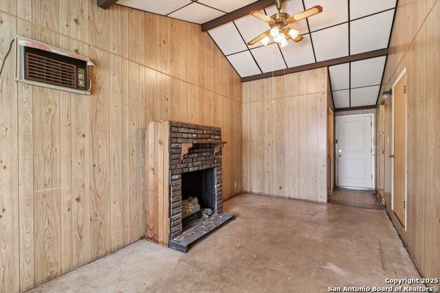 Image 24 of 28 For 5547 Middlefield Dr