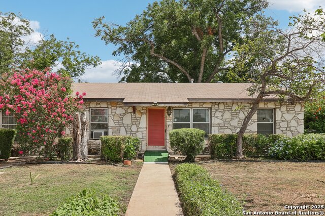 Image 3 of 28 For 5547 Middlefield Dr