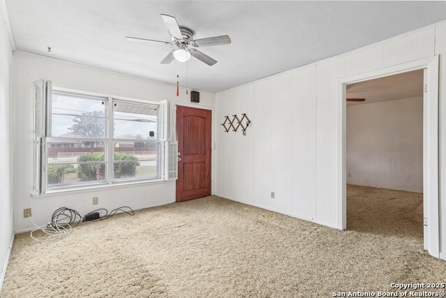 Image 8 of 28 For 5547 Middlefield Dr