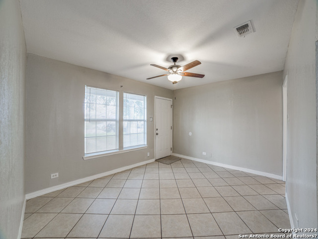 Image 4 of 14 For 130 Idell Ave  101