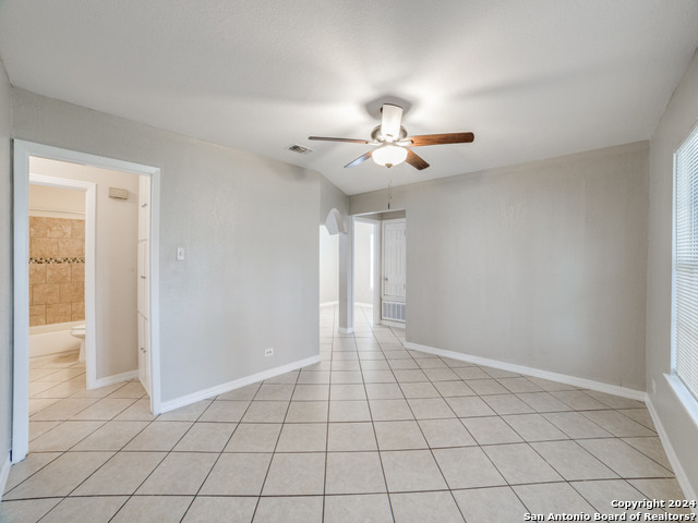 Image 5 of 14 For 130 Idell Ave  101