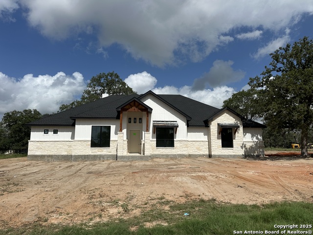 Details for 113 Pioneer Trail, Adkins, TX 78101