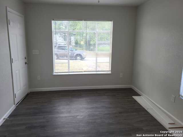 Image 3 of 13 For 235 Bee St  