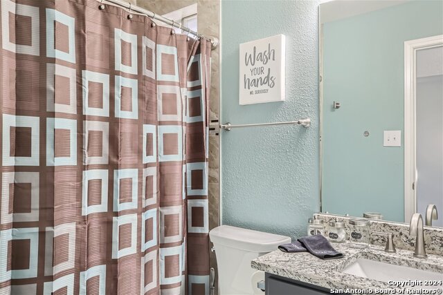 Listing photo id 10 for 9530 Swans Crossing