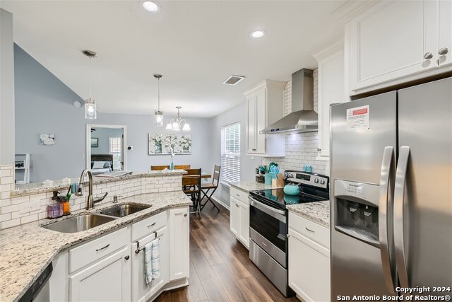 Listing photo id 19 for 9530 Swans Crossing