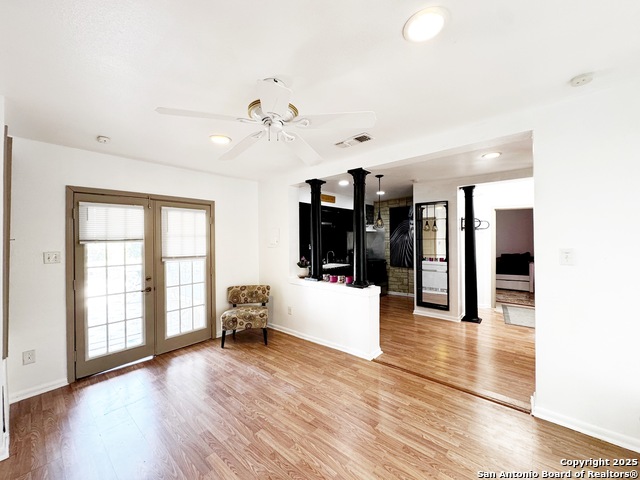 Image 12 of 20 For 3539 El Paso