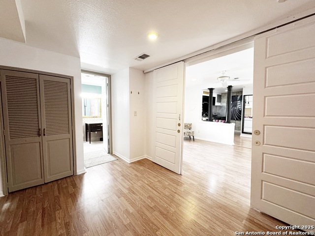 Image 15 of 20 For 3539 El Paso