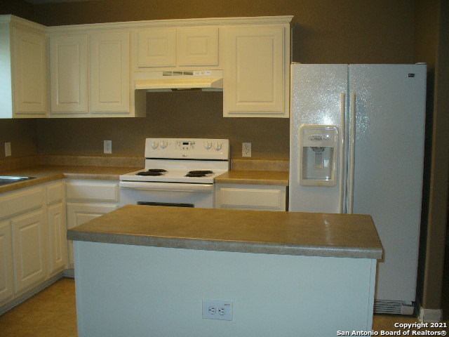 Image 3 of 20 For 5815 Circle Canyon