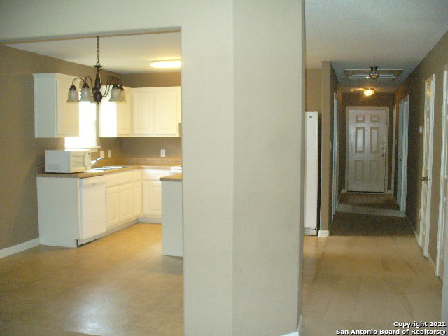 Image 6 of 20 For 5815 Circle Canyon