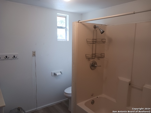 Image 8 of 18 For 23717 Wood Park  3
