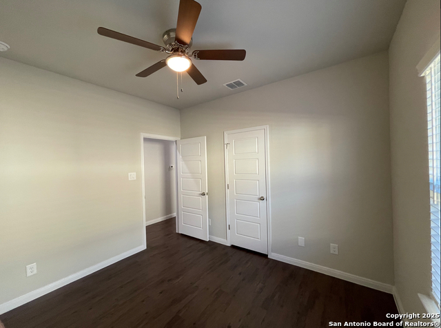 Image 17 of 24 For 10015 Westover Bluff  101