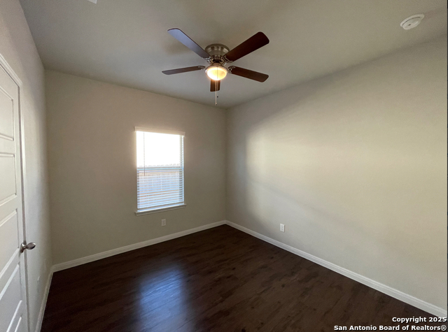 Image 18 of 24 For 10015 Westover Bluff  101
