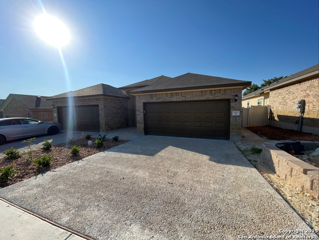 Image 2 of 24 For 10015 Westover Bluff  101