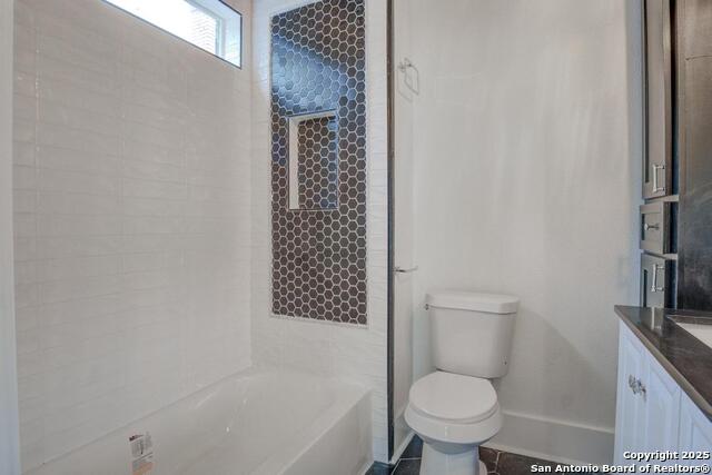 Image 18 of 24 For 1413 Burnet