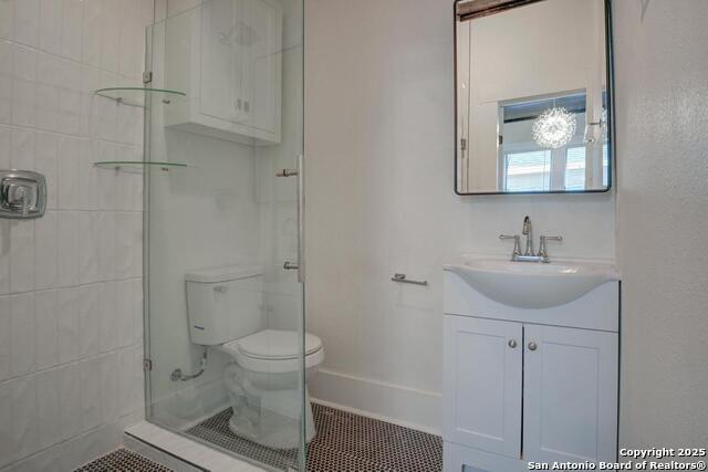 Image 19 of 24 For 1413 Burnet