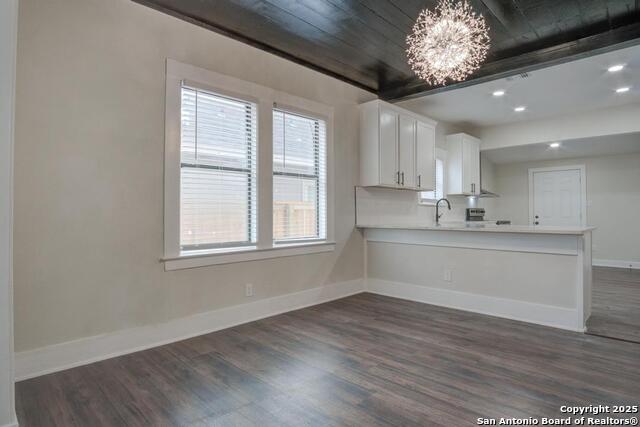 Image 5 of 24 For 1413 Burnet