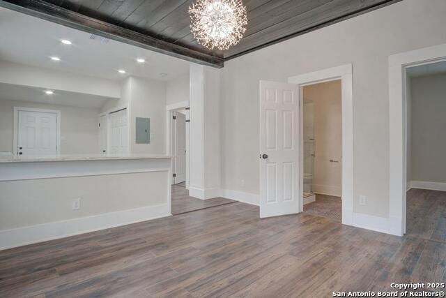 Image 6 of 24 For 1413 Burnet