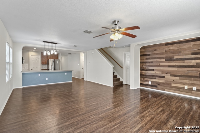 Image 15 of 44 For 7446 Elegante Way