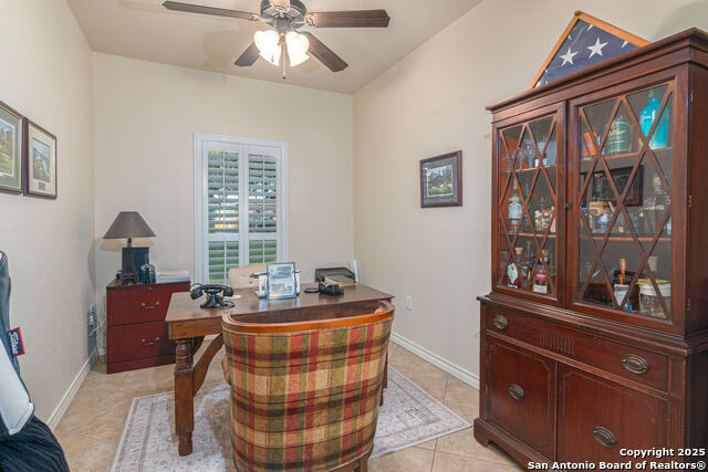 Listing photo id 15 for 170 Castle Breeze