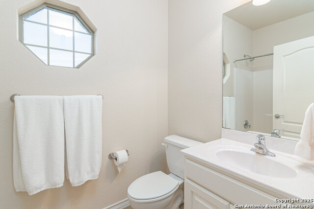 Listing photo id 26 for 170 Castle Breeze