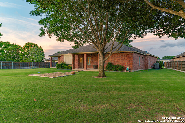 Listing photo id 29 for 170 Castle Breeze
