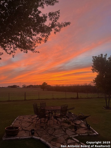 Listing photo id 43 for 170 Castle Breeze