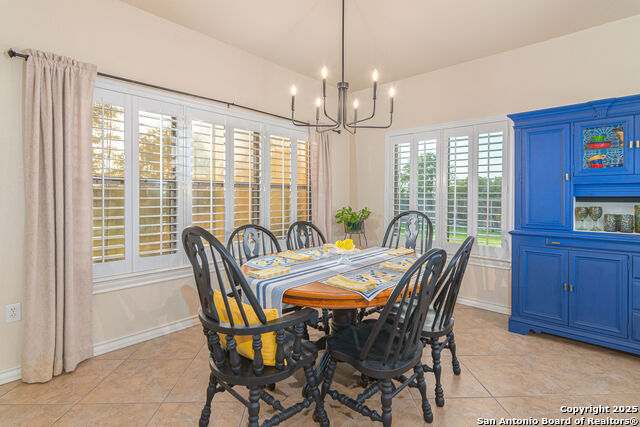 Listing photo id 7 for 170 Castle Breeze